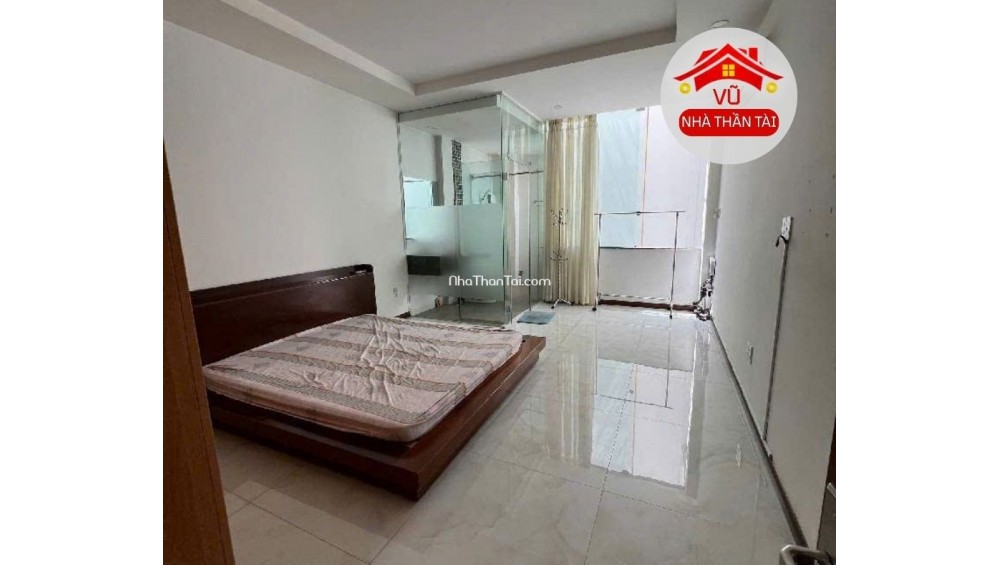 Bán nhà MT Q.4, đường 16,  4 tầng, 4.5x10m, Nhỉnh 12 tỷ